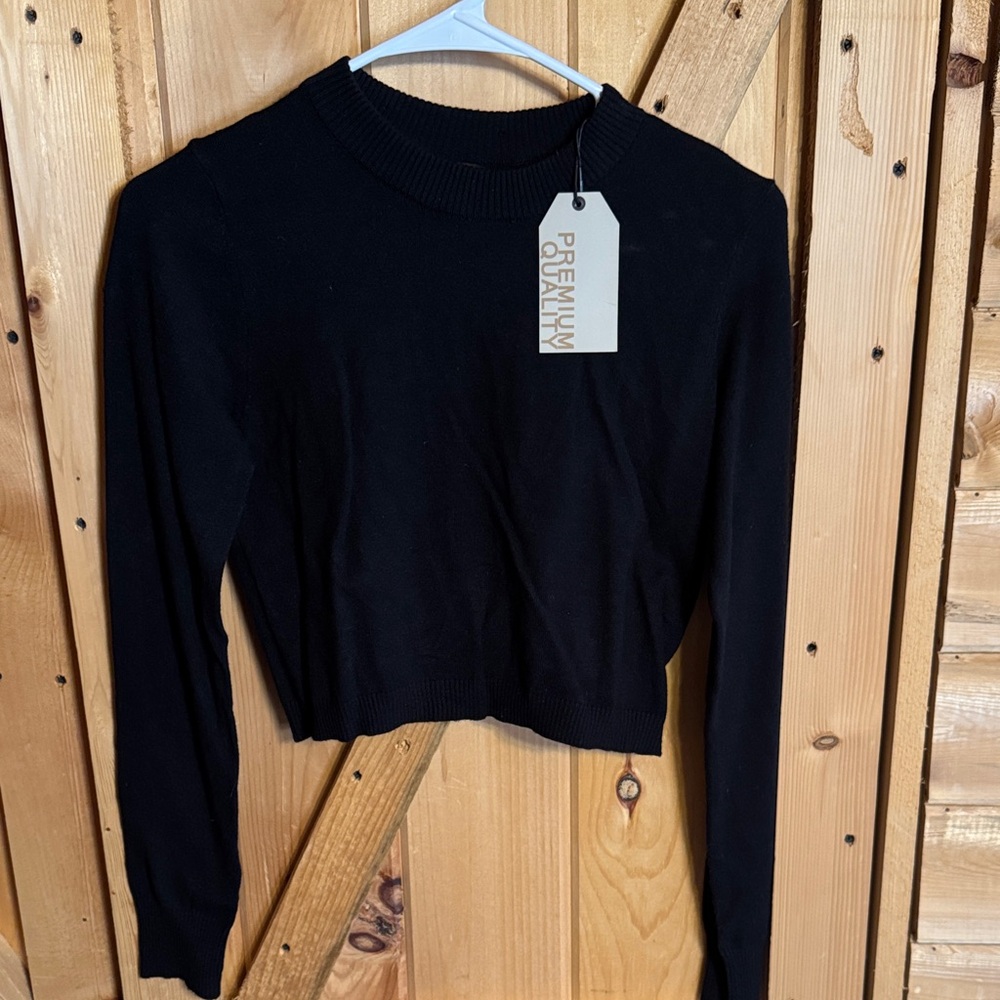 Active USA Black Cropped Crewneck Sweater with Cutout Back